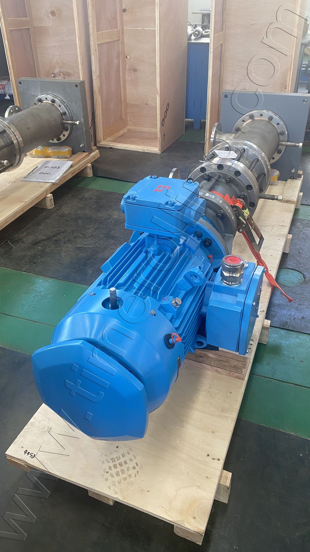Bơm đứng truyền động từ - ảnh 08